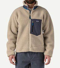 Carica l'immagine nel visualizzatore di Gallery, PATAGONIA Classic Retro-X Jacket uomo