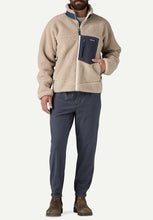 Carica l'immagine nel visualizzatore di Gallery, PATAGONIA Classic Retro-X Jacket uomo