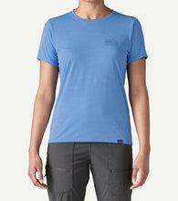 Carica l'immagine nel visualizzatore di Gallery, PATAGONIA Cap Cool Daily Graphic Tee donna