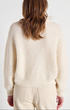 Carica l'immagine nel visualizzatore di Gallery, AMERICAN VINTAGE Maglia collo alto East donna