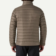 Carica l&#39;immagine nel visualizzatore di Gallery, PATAGONIA Down Sweater Insulated Jacket piumino uomo
