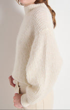 Carica l&#39;immagine nel visualizzatore di Gallery, AMERICAN VINTAGE Maglia collo alto East donna
