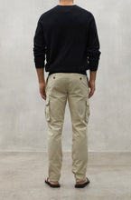 Carica l&#39;immagine nel visualizzatore di Gallery, ECOALF Pantaloni con coulisse uomo

