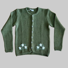 Carica l'immagine nel visualizzatore di Gallery, CREAZIONI CHIC Giacca in maglia abbottonata tirolese unisex
