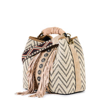 Carica l&#39;immagine nel visualizzatore di Gallery, VIAMAILBAG Borsa a secchiello con frange donna
