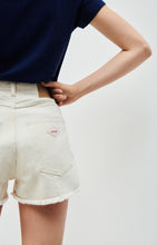 Carica l&#39;immagine nel visualizzatore di Gallery, AMERICAN VINTAGE Pantaloncini denim Tineborow donna
