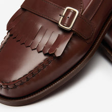 Carica l&#39;immagine nel visualizzatore di Gallery, SEBAGO Ales mocassino in pelle con dettaglio frange donna
