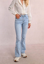 Carica l&#39;immagine nel visualizzatore di Gallery, MOLLY BRACKEN Jeans bootcut donna
