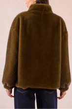 Carica l&#39;immagine nel visualizzatore di Gallery, MOLLY BRACKEN Giacca in pelliccia sintetica donna
