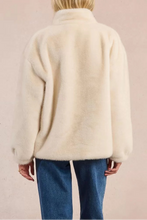 Carica l&#39;immagine nel visualizzatore di Gallery, MOLLY BRACKEN Giacca in pelliccia sintetica donna
