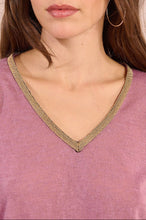 Carica l&#39;immagine nel visualizzatore di Gallery, MOLLY BRACKEN T-shirt con scollo a V iridato donna
