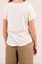 Carica l&#39;immagine nel visualizzatore di Gallery, MOLLY BRACKEN T-shirt con scollo a V iridato donna
