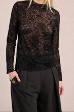 Carica l&#39;immagine nel visualizzatore di Gallery, MOLLY BRACKEN Top in pizzo motivo Paisley trasparente donna
