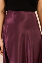 Carica l&#39;immagine nel visualizzatore di Gallery, MOLLY BRACKEN Gonna lunga in raso donna
