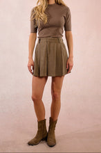 Carica l&#39;immagine nel visualizzatore di Gallery, MOLLY BRACKEN Gonna corta in velluto plissettata donna
