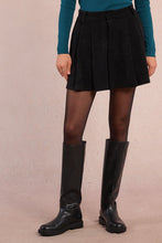 Carica l&#39;immagine nel visualizzatore di Gallery, MOLLY BRACKEN Gonna corta in velluto plissettata donna
