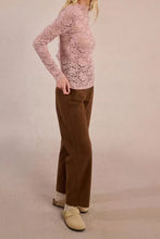 Carica l&#39;immagine nel visualizzatore di Gallery, MOLLY BRACKEN Top in pizzo semitrasparente donna
