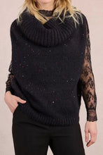 Carica l&#39;immagine nel visualizzatore di Gallery, MOLLY BRACKEN Maglia dolcevita smanicata con paillettes donna
